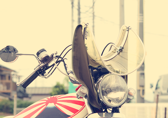 - Motorcycle shop WING -  white & red Fuji-Nisyo line