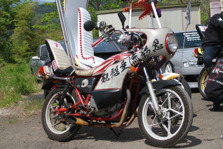 【GS400】出自を前面に押し出した老舗チーム出身者の矜持を感じるGSがシブすぎる！