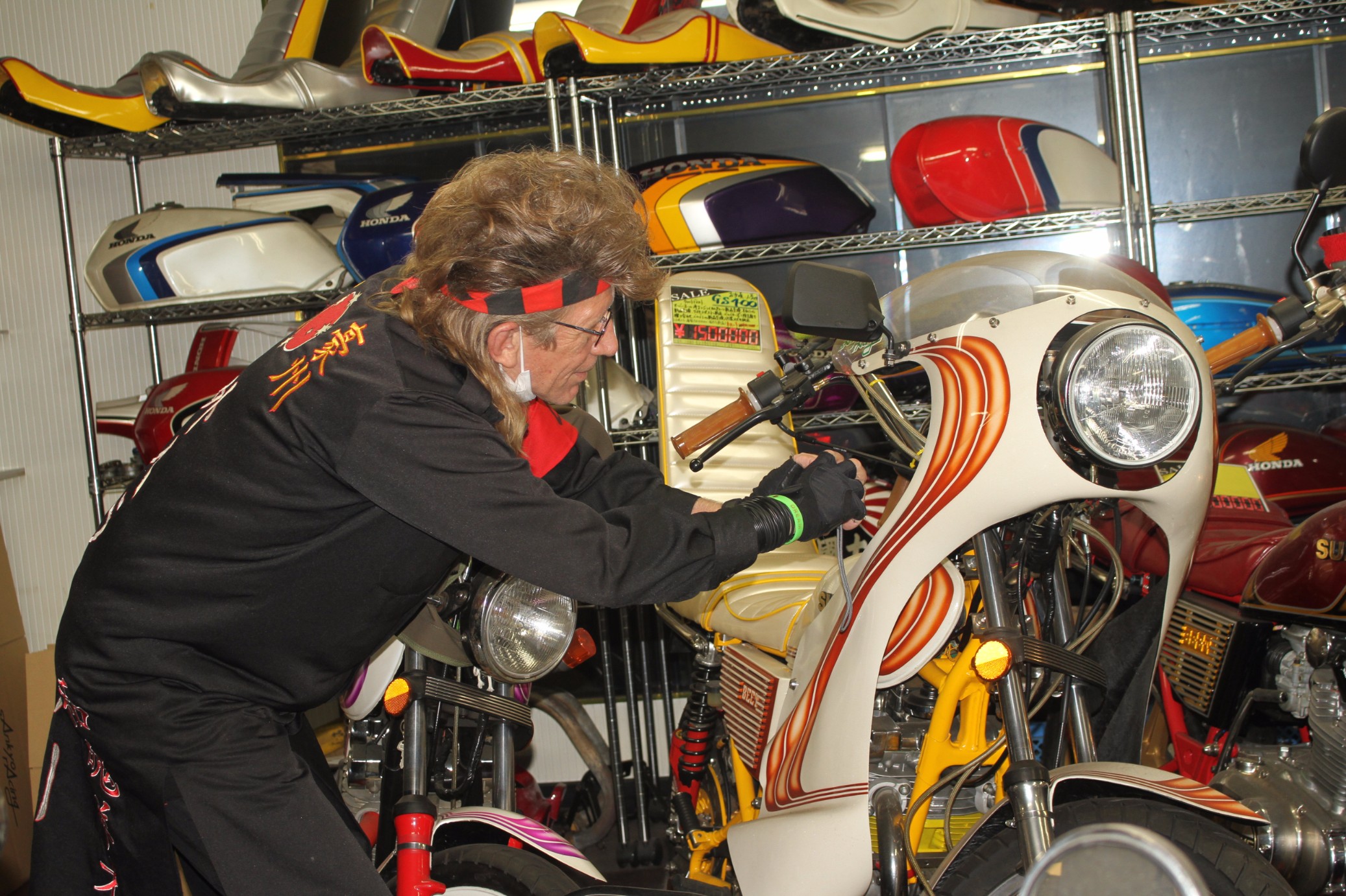 来日 外人ライダー ジャンさん に日本の 族車 を見せてみた結果 豪州の暴走カンガルー I Q Japan